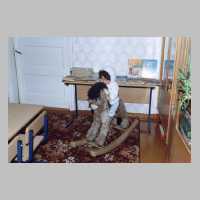 111-1241 November 2003, Kindergarten Wehlau. Das Schaukelpferd im Spielzimmer.JPG